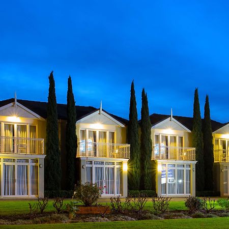 Best Western Colonial Village Motel Уорнъмбул Екстериор снимка